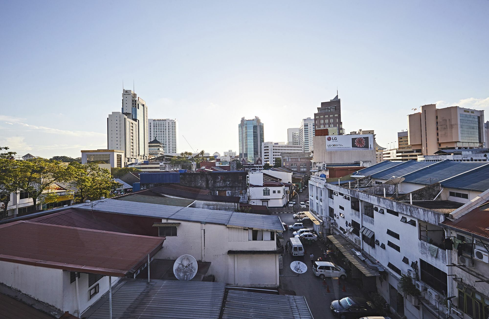 Meritin Hotel Kuching Eksteriør billede